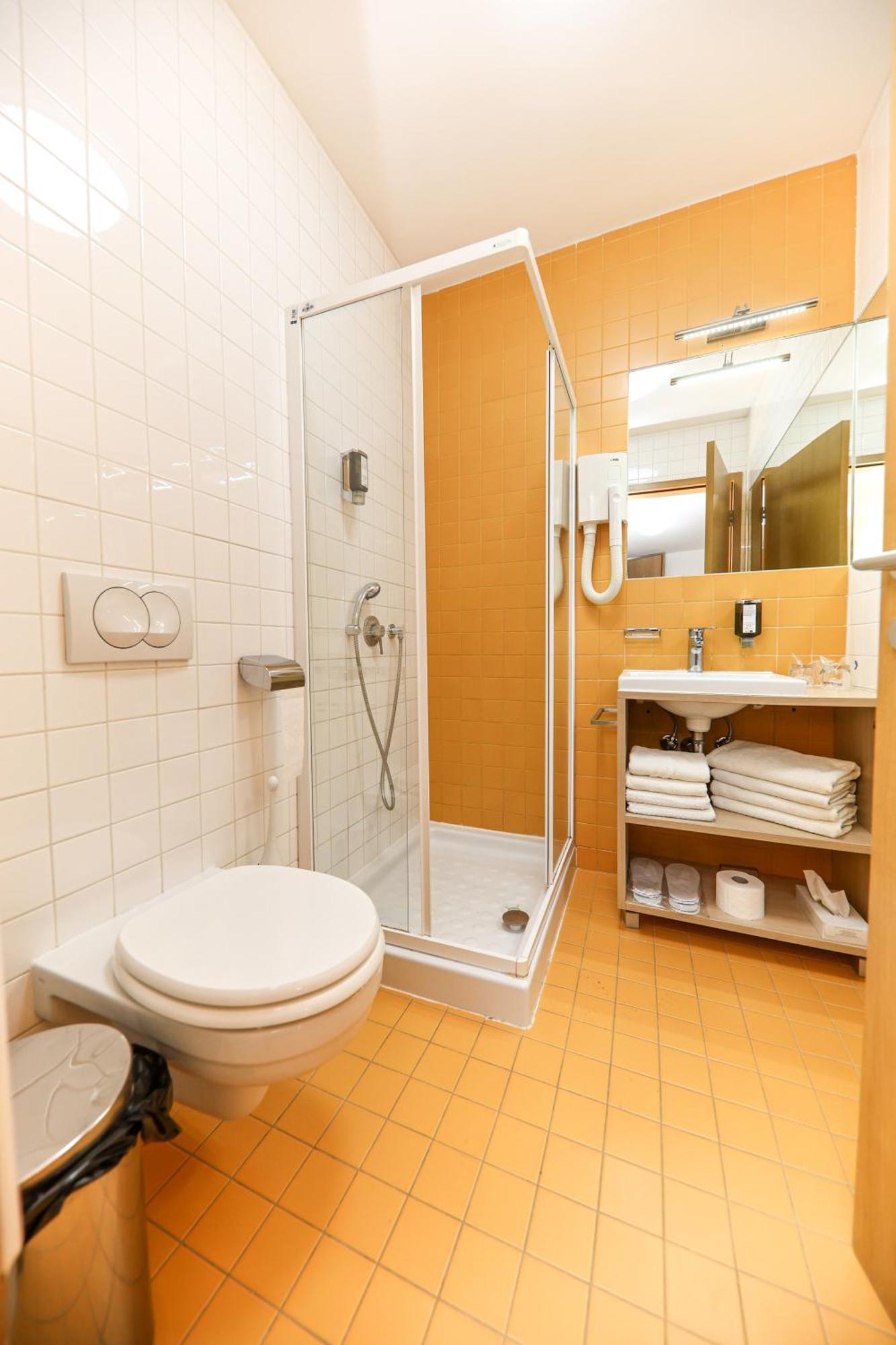 Hotel Celjska Koca Celje Zewnętrze zdjęcie